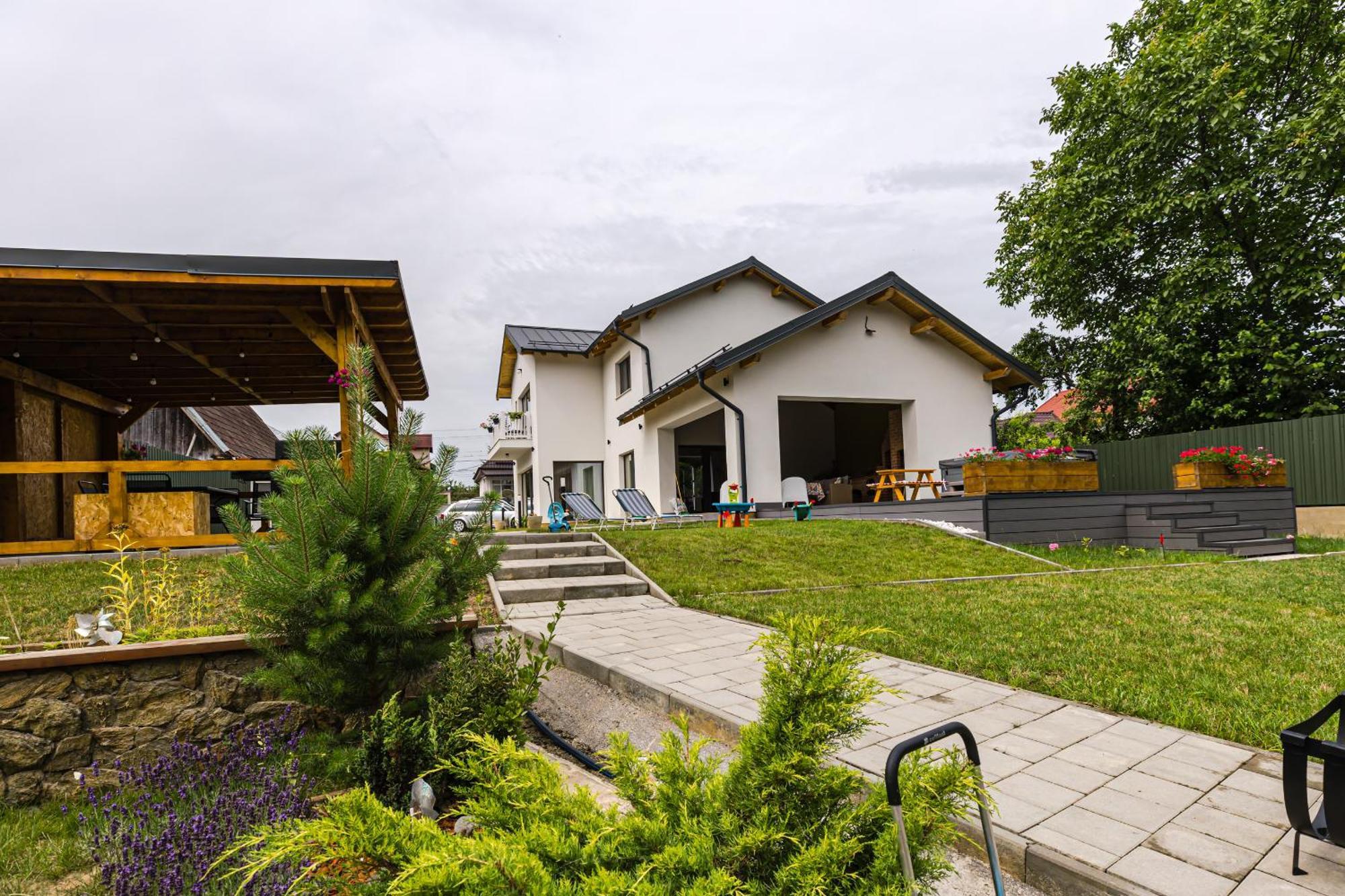 Ioanaguesthouse Turda Exterior foto